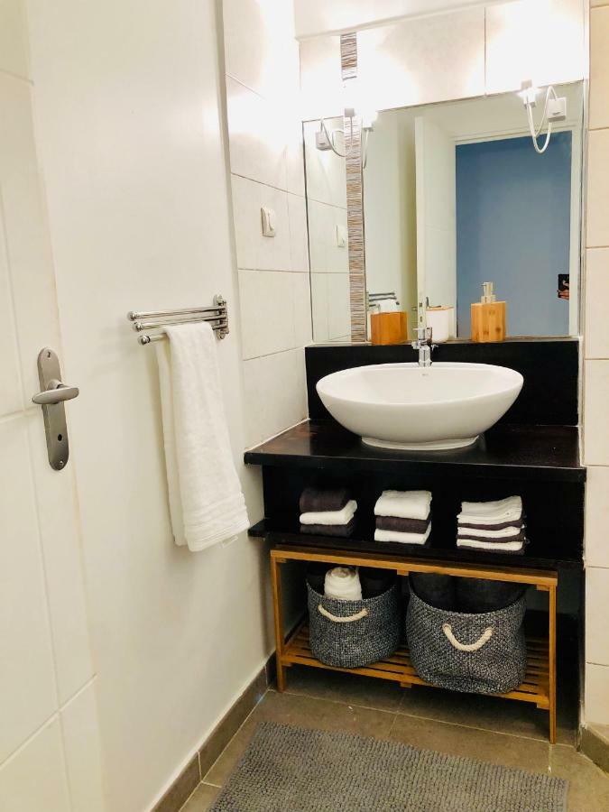 Appartement Au Bord De L'Eau Льо Мул Екстериор снимка