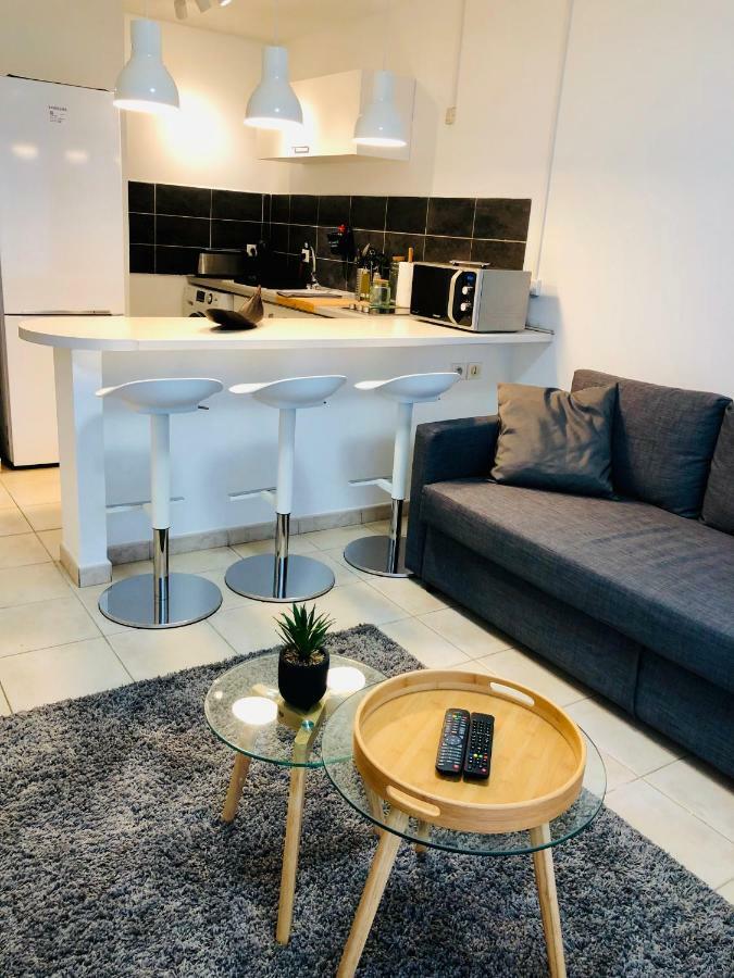 Appartement Au Bord De L'Eau Льо Мул Екстериор снимка