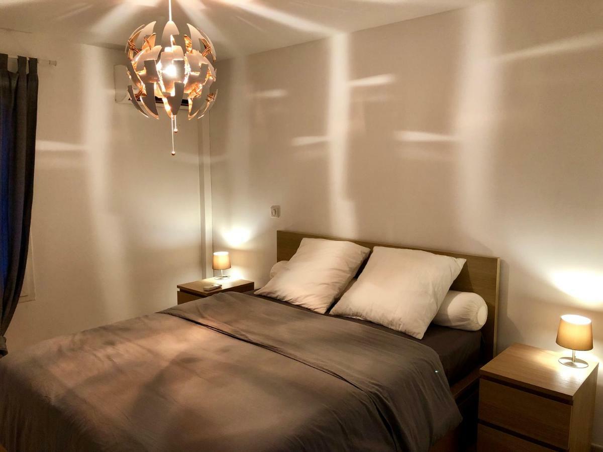 Appartement Au Bord De L'Eau Льо Мул Екстериор снимка